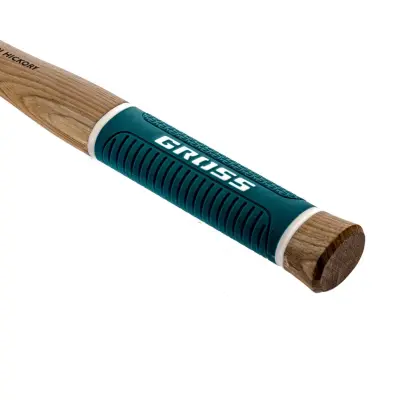 Молоток-гвоздодер,450 г, угол 75, магнит, обрезиненная рукоятка AMERICAN HICKORY // GROSS