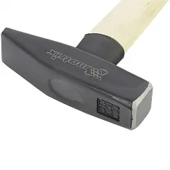 Молоток слесарный Matrix 600 г, квадратный боек, деревянная рукоятка 10233