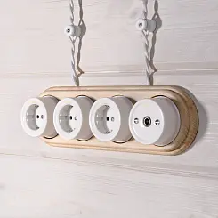 Рамка на 4 поста светлый бук WERKEL WL15-frame-04