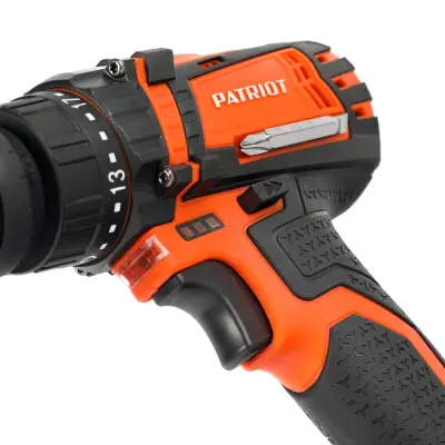 Дрель-шуруповерт PATRIOT BR 203UES аккумуляторная 20B 2.0Ач 30Нм 180201203